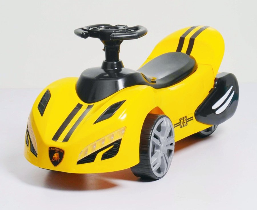 Leo Rider ride-on car